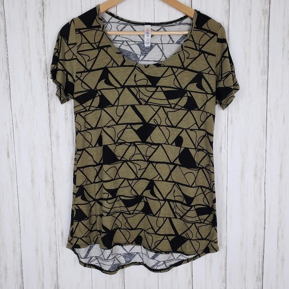 Lularoe Classic Tee - Picture 1 of 4